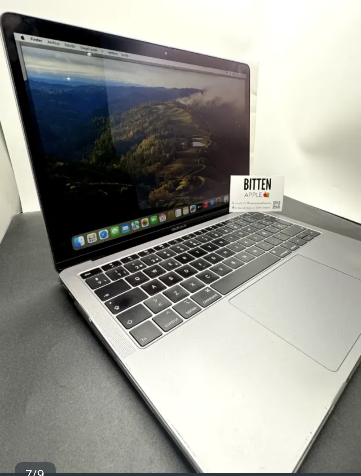 MacBook Air i5 8GB RAM - 128GB SSD - Ciclos de Batería: 757