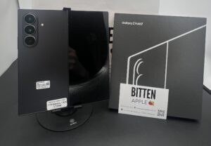 Samsung Galaxy Z Fold 7 1TB Jet Black