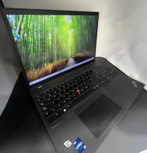 Portátil Lenovo ThinkPad T16 Gen 1 · Alta Gama Empresarial · i5 12ª Gen - 16GB - 256GB SSD (Pantalla Táctil)
