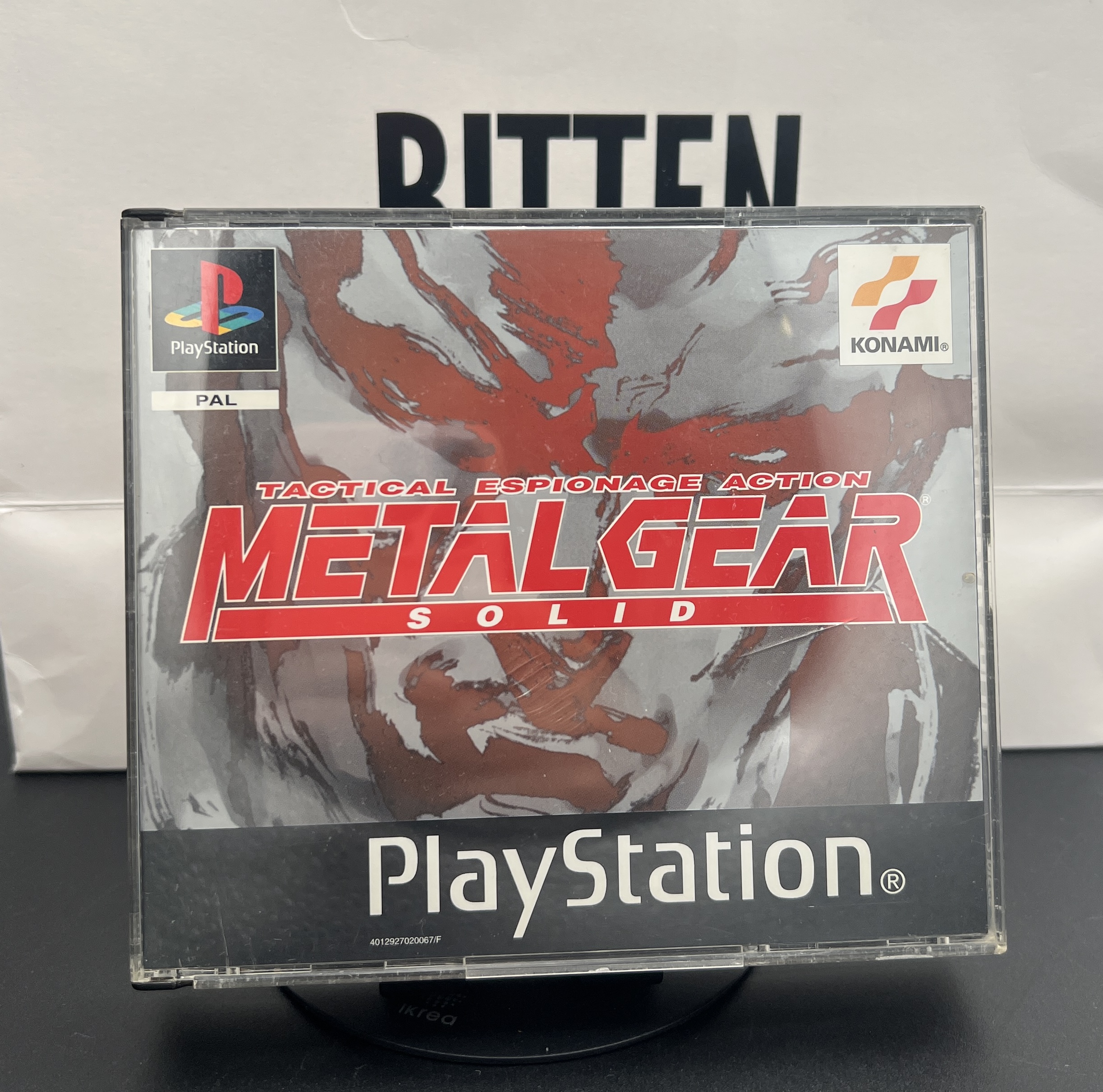 Metal Gear Solid: Tactical Espionage Action (PS1) · Versión PAL España · Joya de Colección