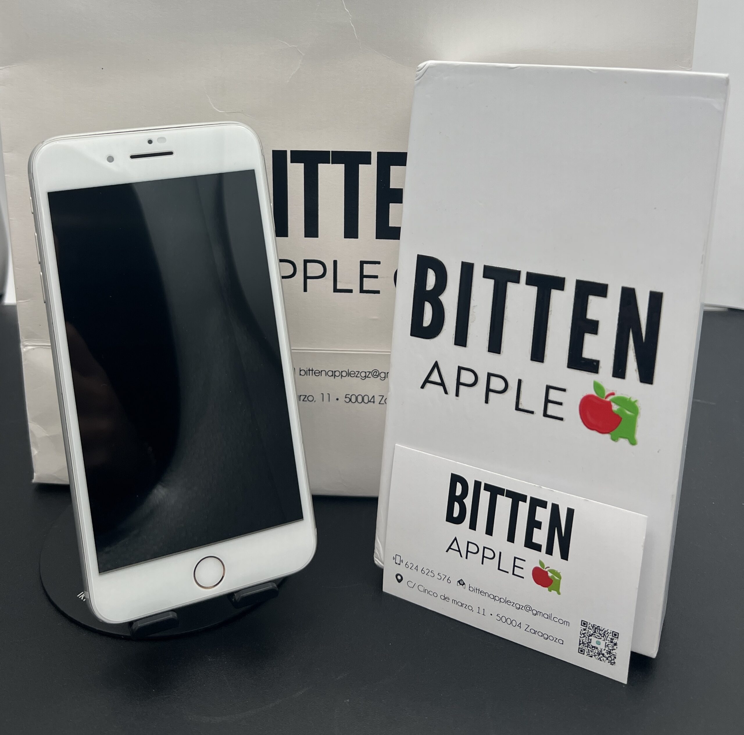 iPhone 8 Plus — 64 GB Grey — Batería Nueva al 100% - Imagen 2