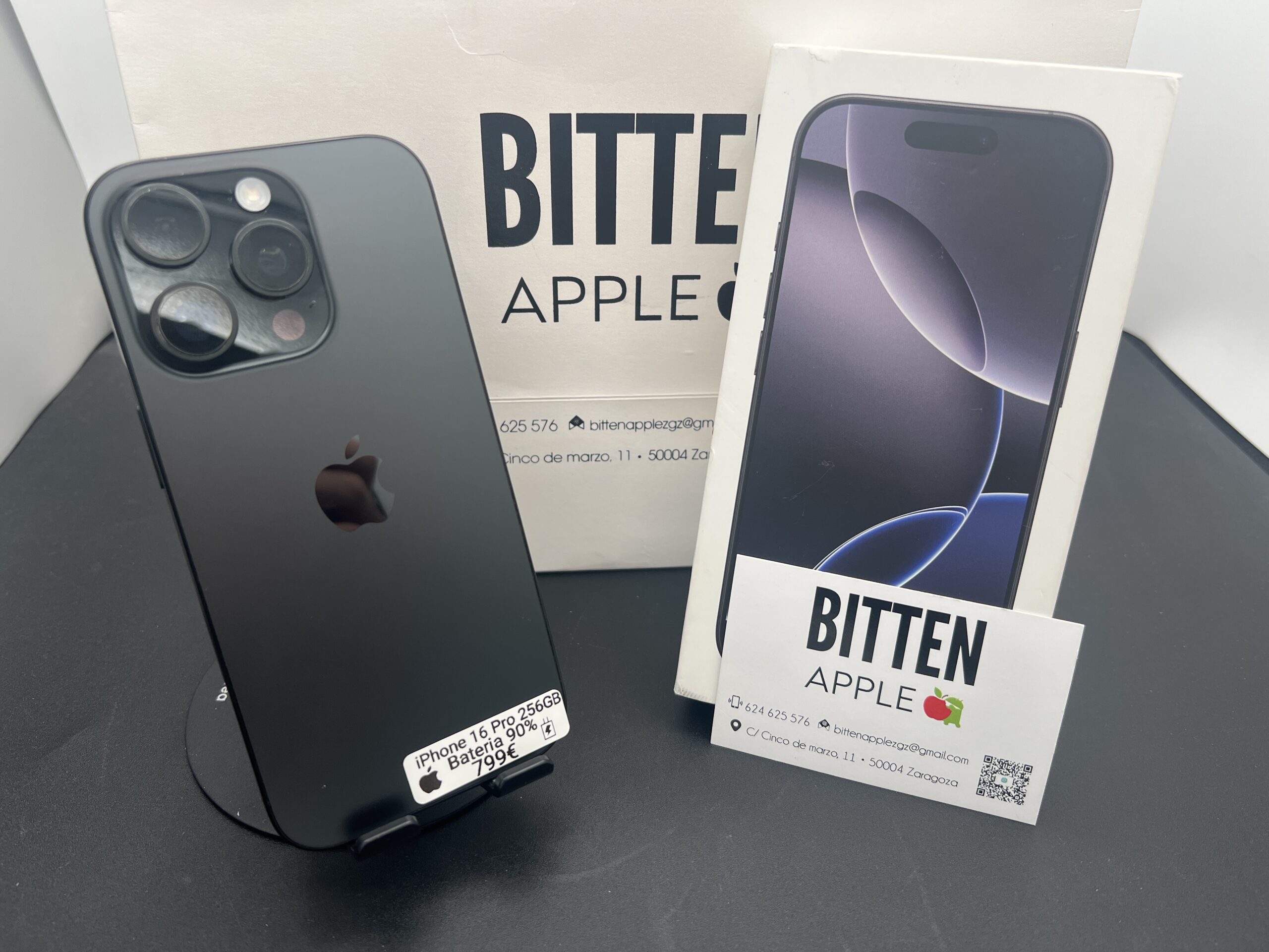 iPhone 16 Pro — 256 GB Black Titanium — Batería Original al 90%