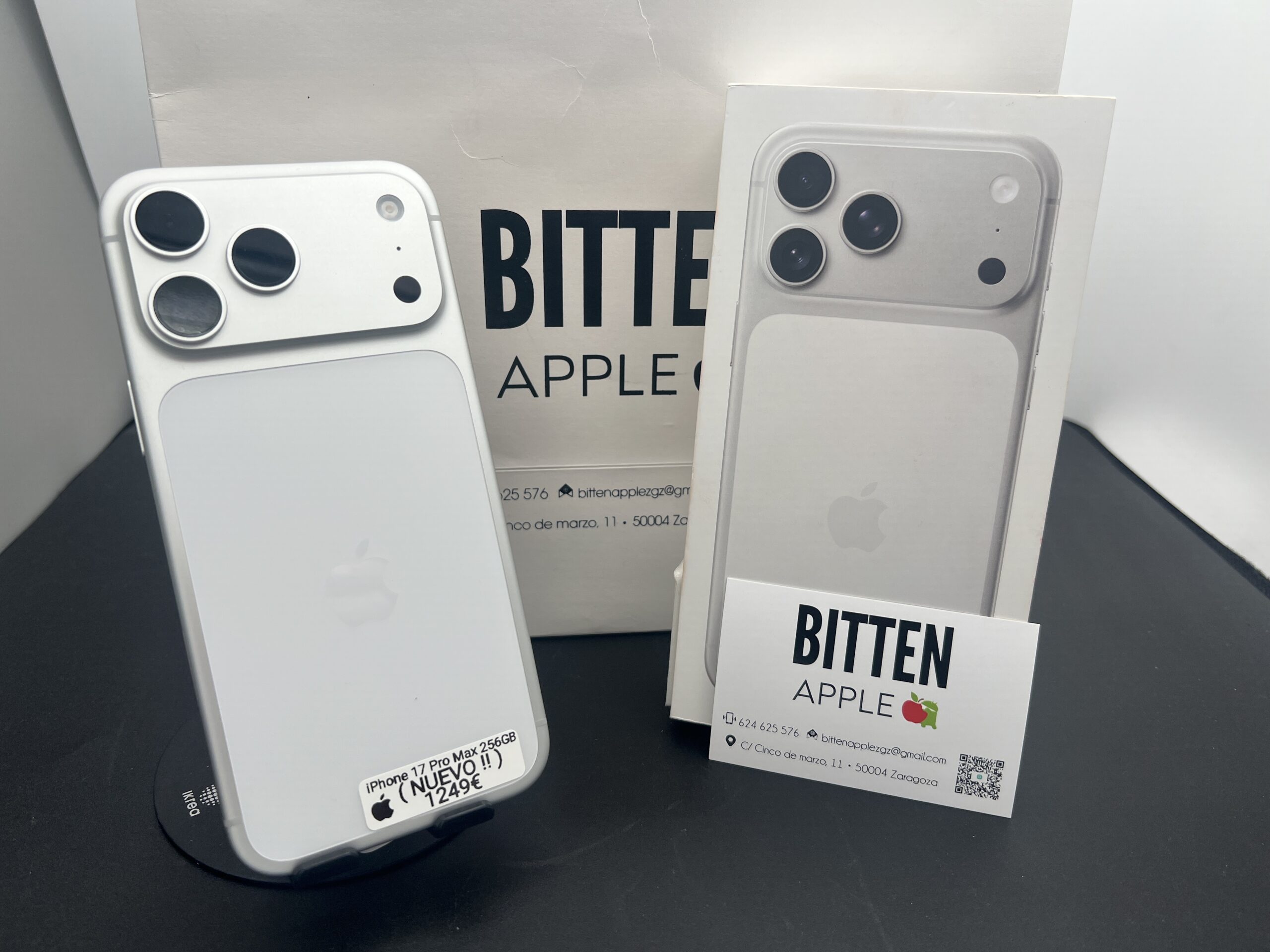 iPhone 17 Pro Max — 256 GB Silver — Nuevo