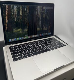 MacBook Pro 13" 8 - 256GB Grey - Batería original 100%