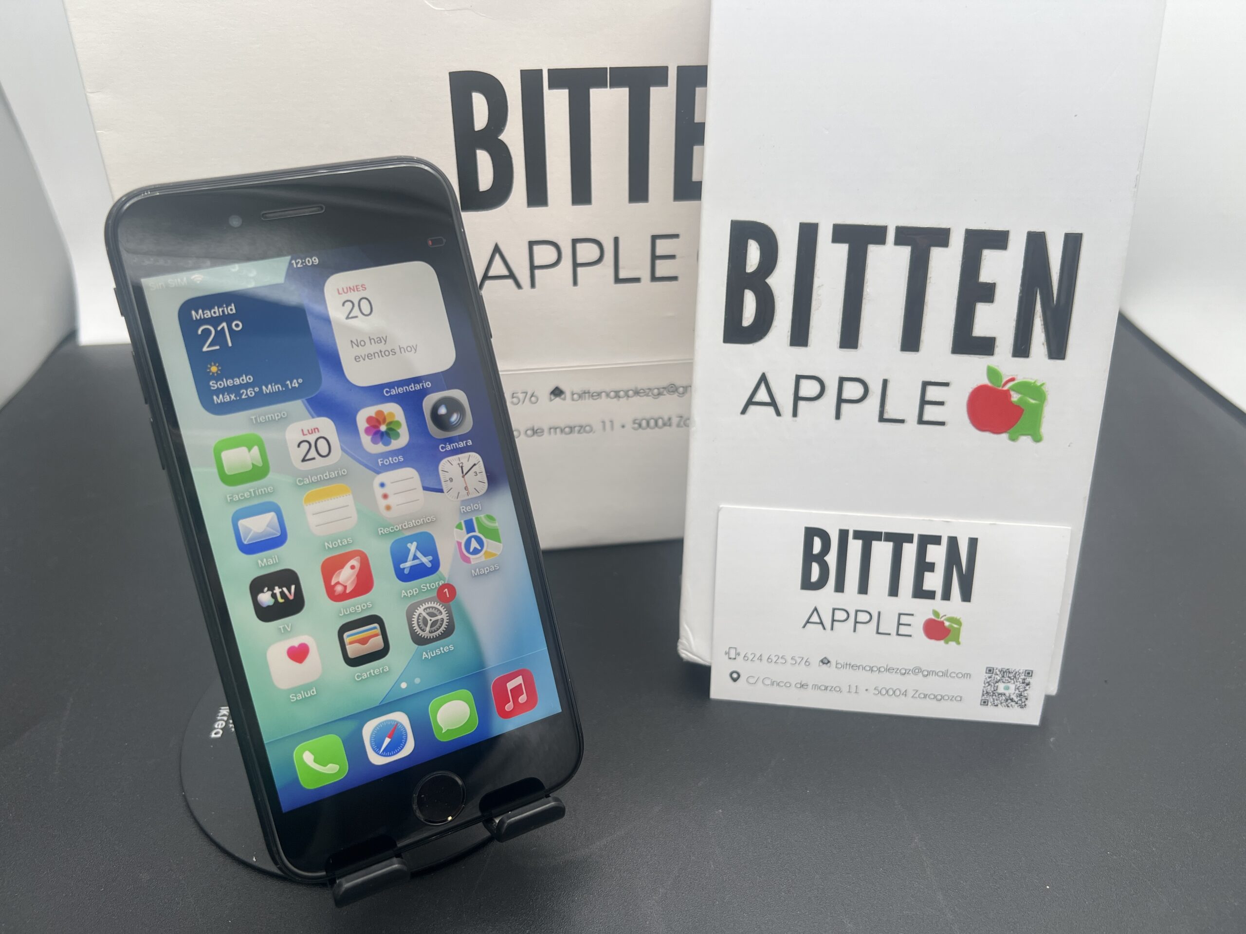iPhone SE (2020) — 64 GB Black — Batería Nueva al 100% - Imagen 4