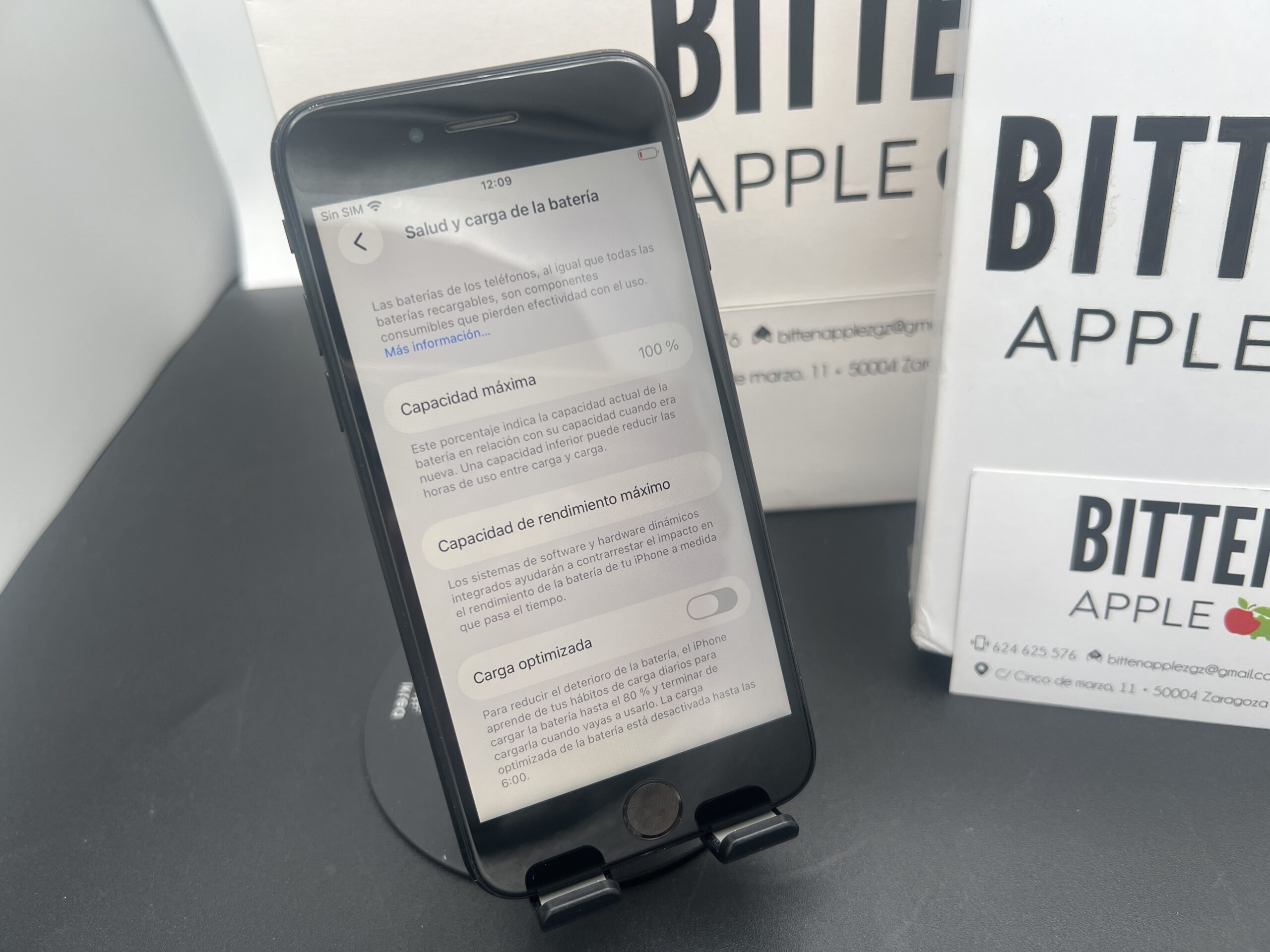 iPhone SE (2020) — 64 GB Black — Batería Nueva al 100% - Imagen 3