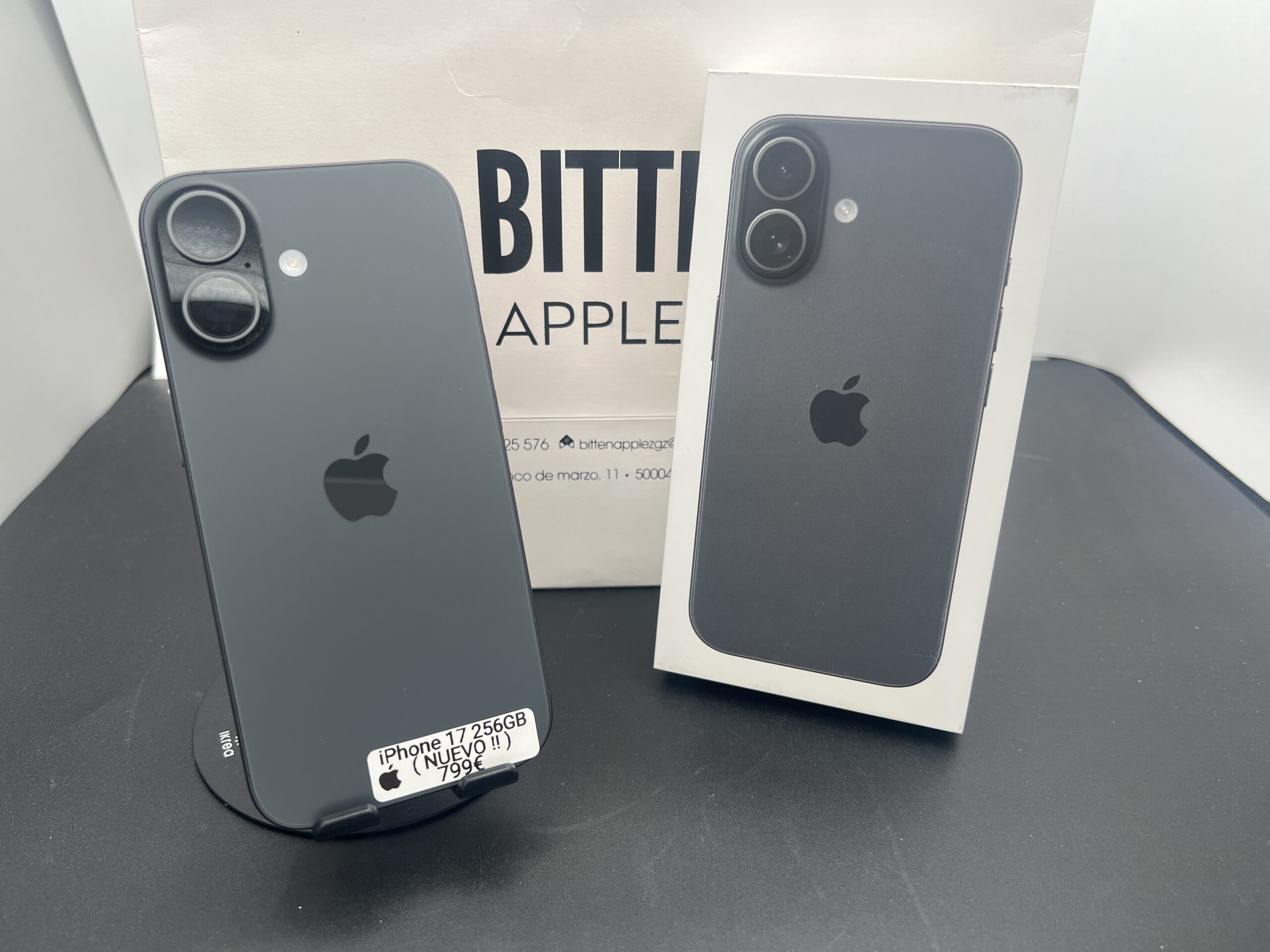 iPhone 17 — 256 GB Black — Nuevo