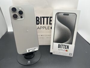 iPhone 15 Pro Max 256GB Natural Titanium - Batería nueva 100%