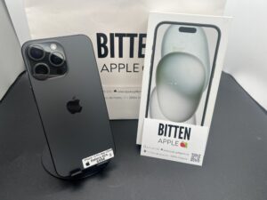 iPhone 15 Pro Max 256GB Black Titanium - Batería original 88%